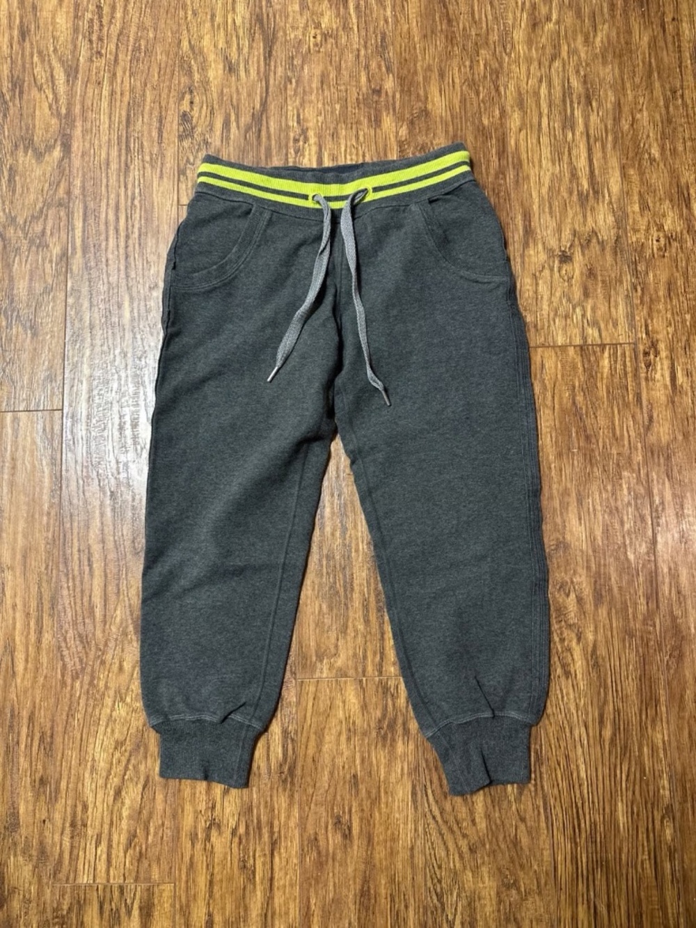 Lululemon Crop Jogger Sweatpant | Charcoal Grey, Neon Yellow Waistband | Size 2